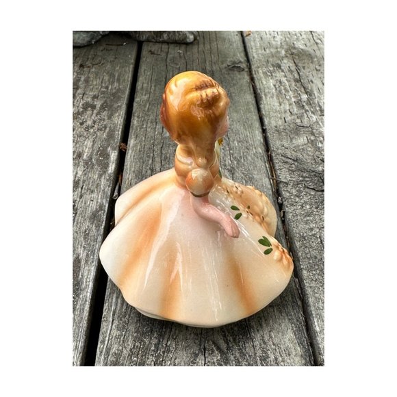 Vtg Josef Originals Figurine - November - Topaz - Girl in Peach Dress With Cryst - Picture 6 of 6